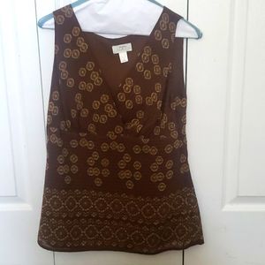 Sleeveless blouse
